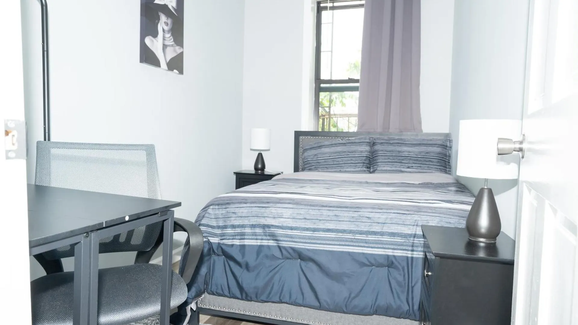 Noir Brighton Beach 2Min Walk To Ocean N Subway Chic Stay New York